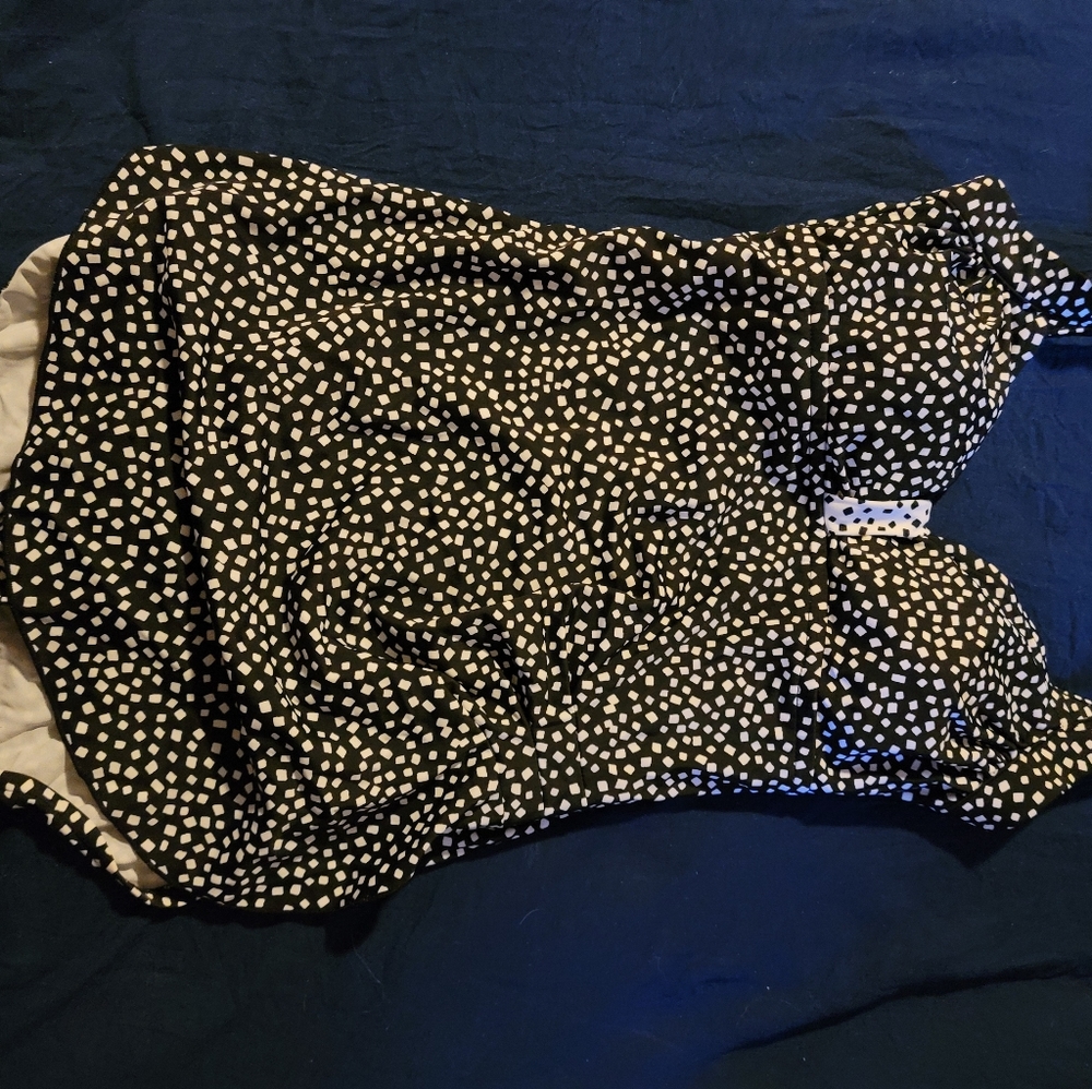 One piece bathing suit